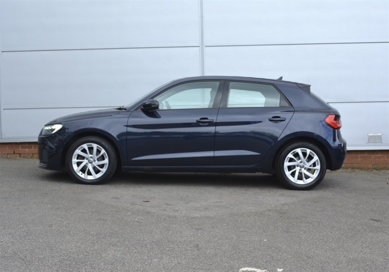 Audi A1 1.0 Tfsi 30 Sport Sportback Euro AX68VRR Blue #3