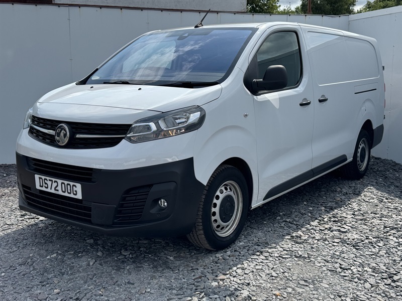 Vauxhall Vivaro 1.5 Turbo D 2900 Dynamic Panel Van 6Dr Manu DS72OOG White #3