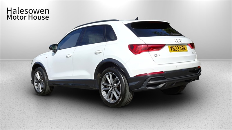 Audi Q3 1.5 Tfsi Cod 35 Black Edition Suv Manua VN23XBK White #5