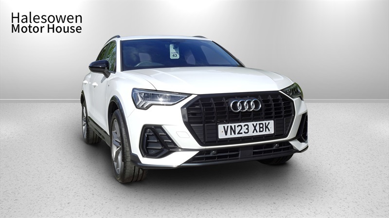 Audi Q3 1.5 Tfsi Cod 35 Black Edition Suv Manua White