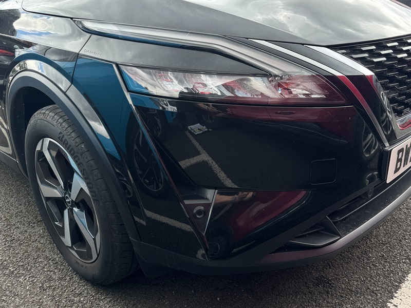 Nissan Qashqai 1.3 Dig-t Mhev N-connecta Suv Hybrid Xt Black