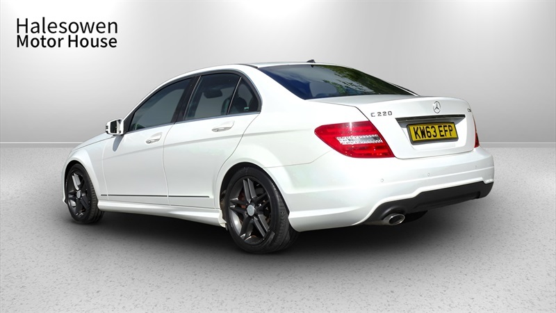 Mercedes-Benz C Class 2.1 C220 Cdi Amg Sport Saloon G-tronic White #5