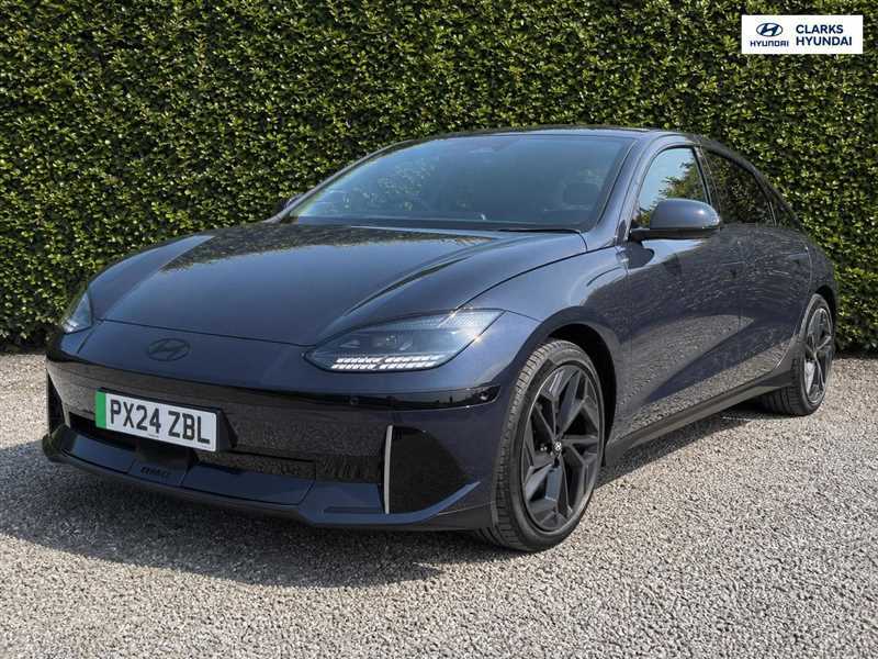 Hyundai Ioniq 6 77.4Kwh First Edition Saloon Awd PX24ZBL Blue #3