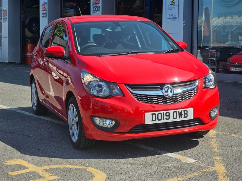 Vauxhall Viva 1.0I Se Hatchback Euro 6 Ac Red