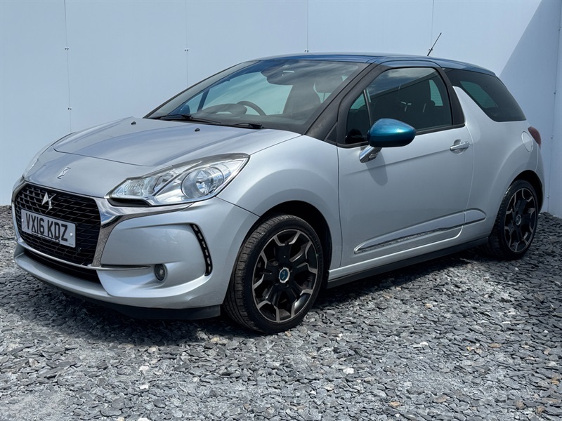 DS DS 3 1.2 Puretech Elegance Hatchback Silver #4