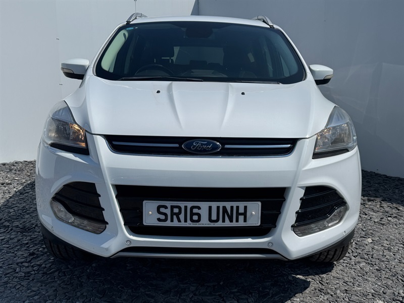 Ford Kuga 1.5T Ecoboost Titanium Suv Awd Eur SR16UNH White #2