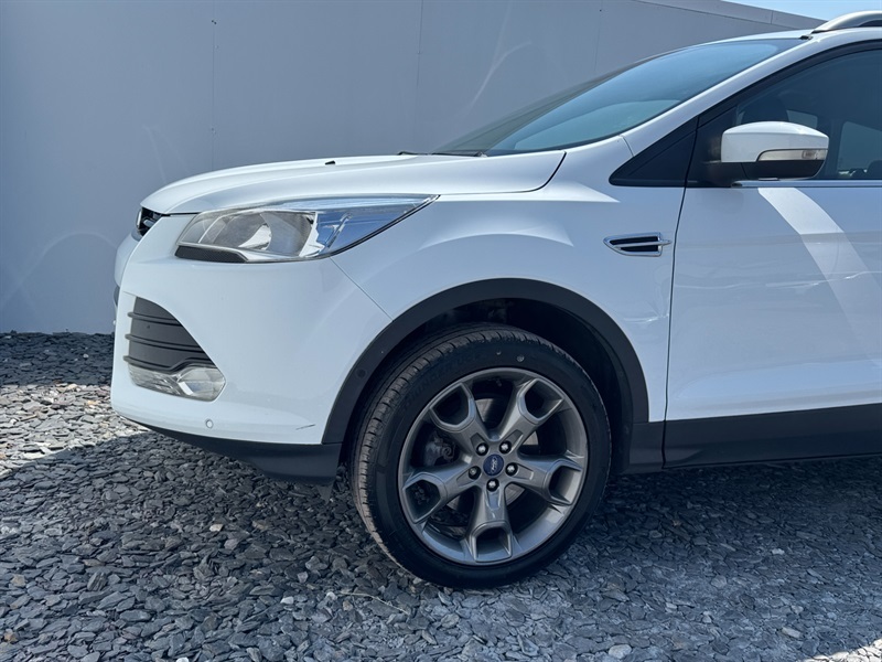 Ford Kuga 1.5T Ecoboost Titanium Suv Awd Eur SR16UNH White #5