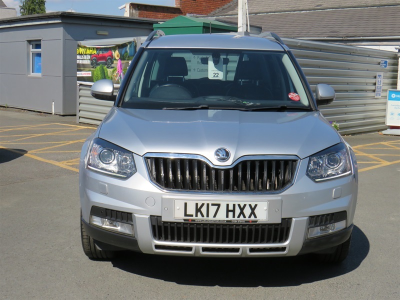 Skoda Yeti 1.2 Tsi Se L Drive Outdoor Dsg Euro 6 Silver #2