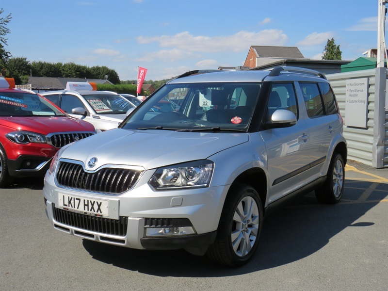 Skoda Yeti 1.2 Tsi Se L Drive Outdoor Dsg Euro 6 Silver #3