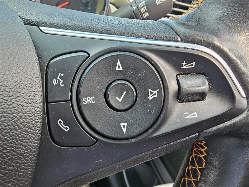 Vauxhall Crossland Elite Blue #10