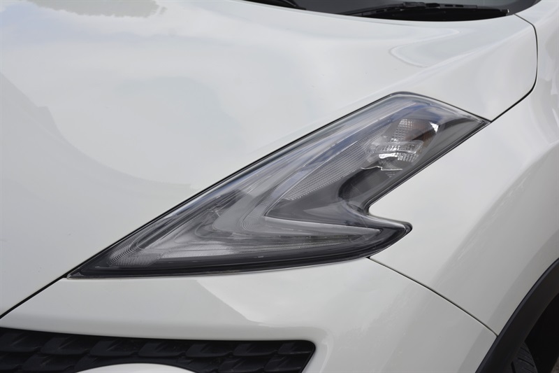 Nissan Juke Hatchback Black #28