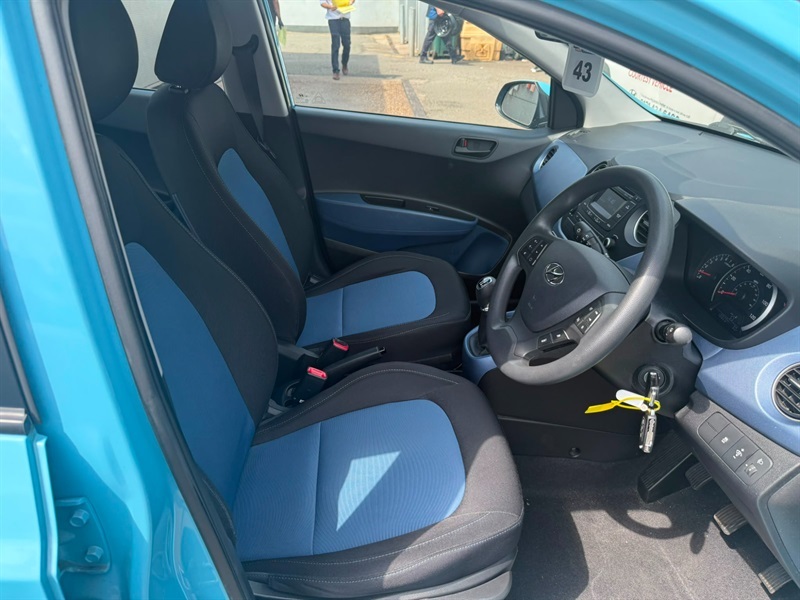 Hyundai I10 1.2 Se Hatchback Euro 5 87 Ps Blue #3