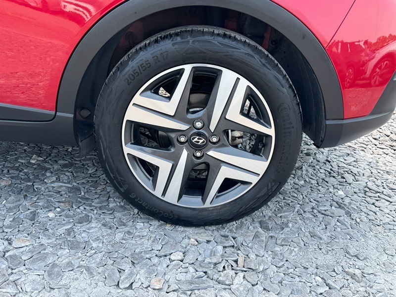 Hyundai Bayon 1.0 T-gdi Mhev Premium Suv Hybrid Manua Red #6