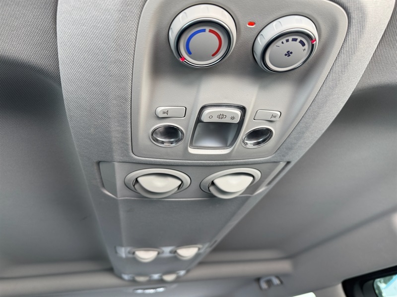 Vauxhall Vivaro Mpv Grey #12