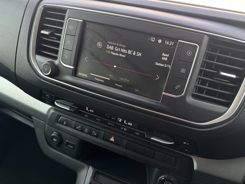 Vauxhall Vivaro Mpv Grey #20