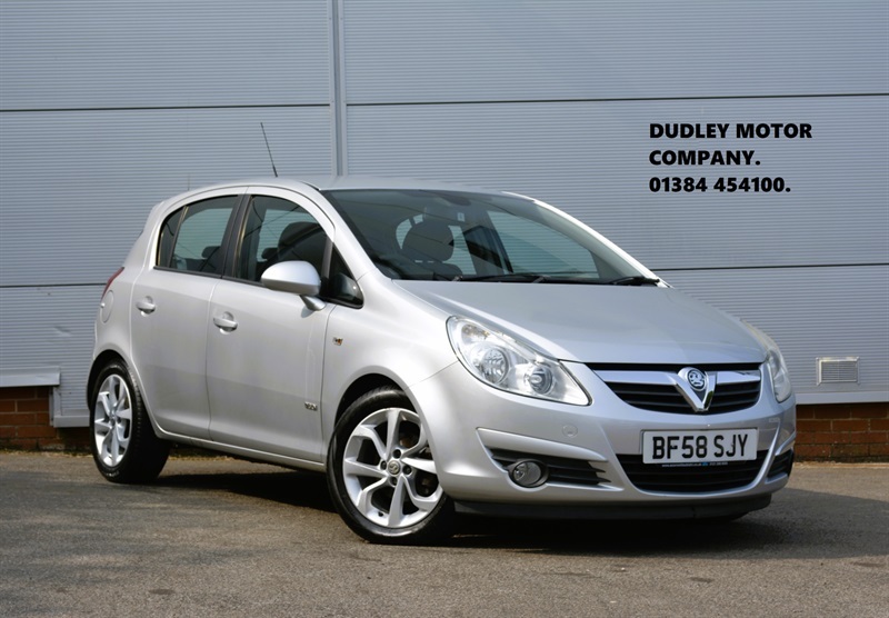 Vauxhall Corsa 1.4I 16V Design Hatchback Ac Silver