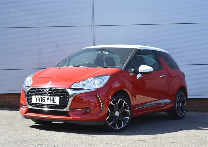 DS DS 3 1.6 Bluehdi Elegance Hatchback E Red #2