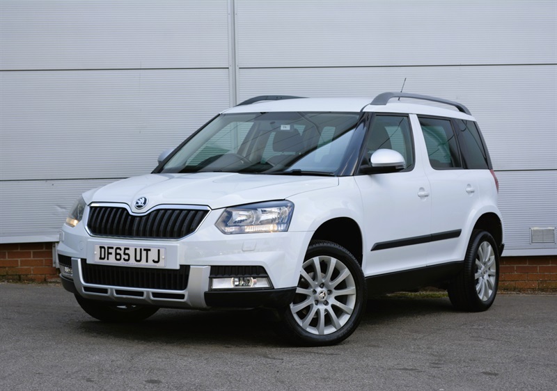Skoda Yeti 1.2 Tsi Se Outdoor Dsg Euro 6 Ss 11 White #2