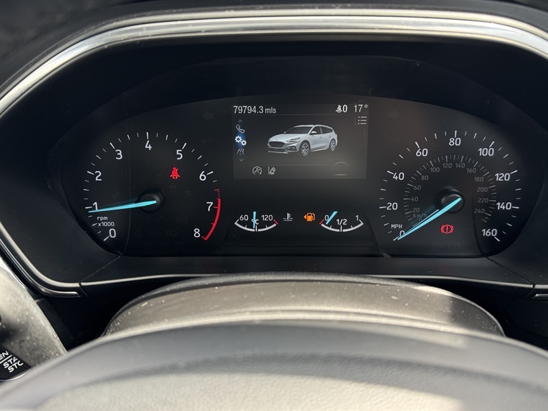 Ford Focus 1.0 Ecoboost 125 Zetec White #14