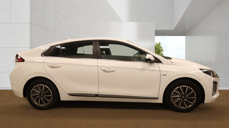 Hyundai Ioniq 38.3Kwh Premium Hatchback 136 P White #5