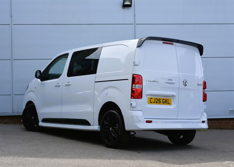 Vauxhall Vivaro 2.2 Gs M Crew Van Double Cab 6Dr Swb E White #3