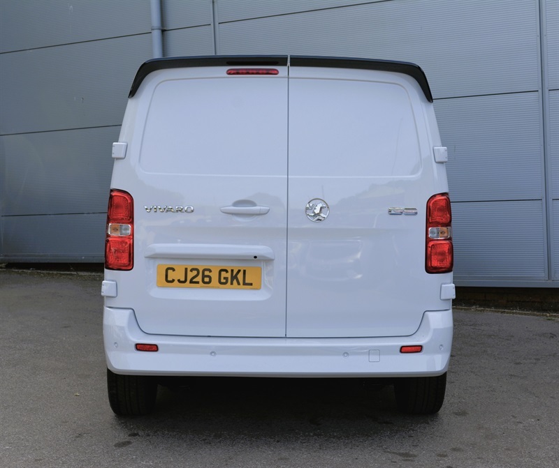 Vauxhall Vivaro 2.2 Gs M Crew Van Double Cab 6Dr Swb E White #4