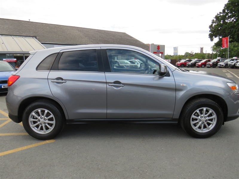 Mitsubishi ASX 1.6I 16V 115Bhp Euro White #9