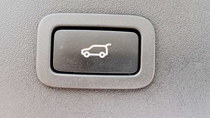 Jaguar XF D R-sport Blue #20