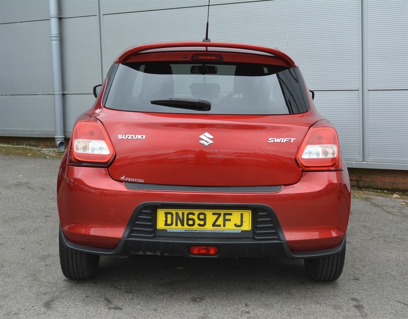 Suzuki Swift 1.2 Dualjet Attitude Hatchback E Red #5