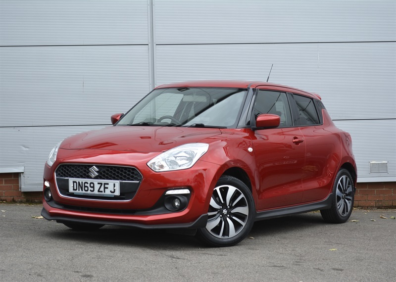 Suzuki Swift 1.2 Dualjet Attitude Hatchback E Red #2