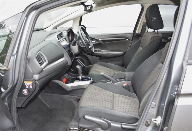 Honda Jazz 1.3 I-vtec S Red #12