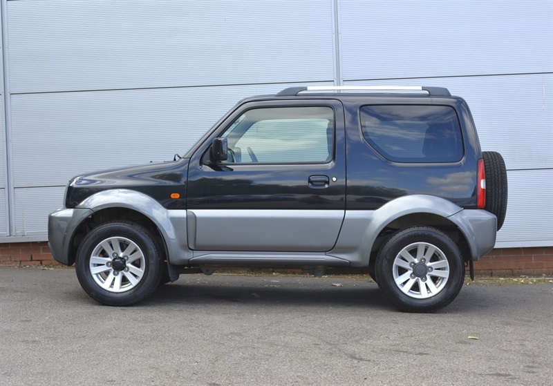 Suzuki Jimny 1.3 Sz4 Suv 167 Gkm, 83 Bhp Black #3
