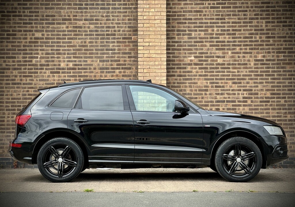 Audi Q5 2.0 Tdi S Line Plus Black #3