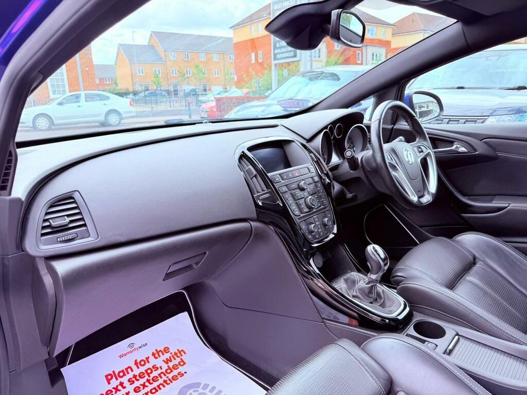 Vauxhall Astra GTC 1.6I Turbo Sri Euro 6 Ss White #31