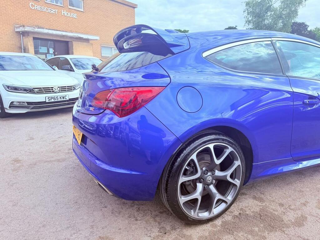 Vauxhall Astra GTC 1.6I Turbo Sri Euro 6 Ss White #14