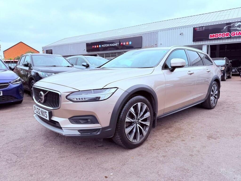 Volvo V90 Cross Country 2.0 B5 Mhev Plus Awd Euro 6 Ss Gold