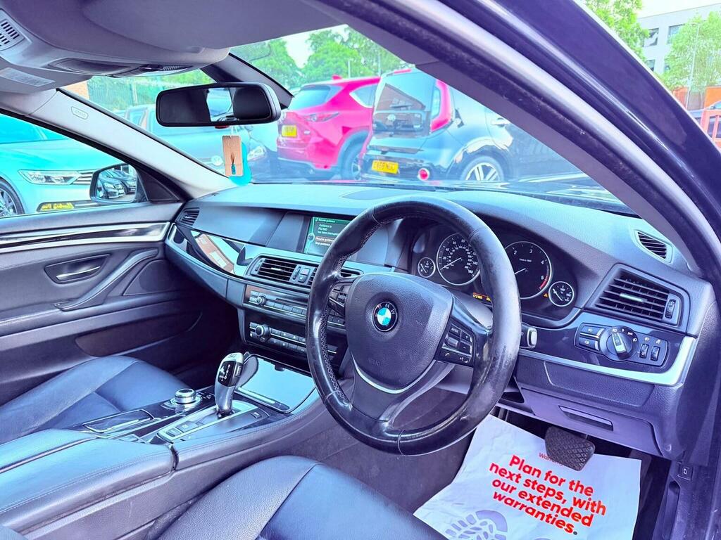 BMW 5 Series Se White #22