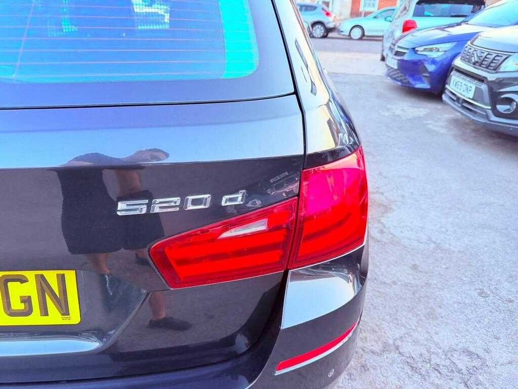 BMW 5 Series Se White #14