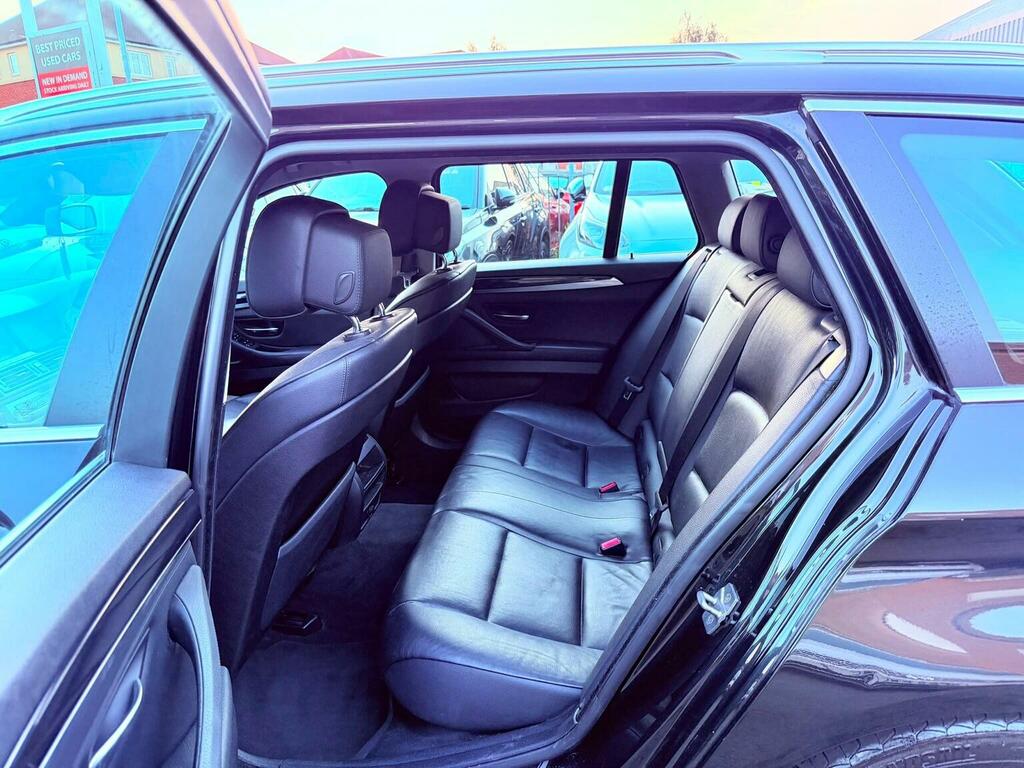 BMW 5 Series Se White #41