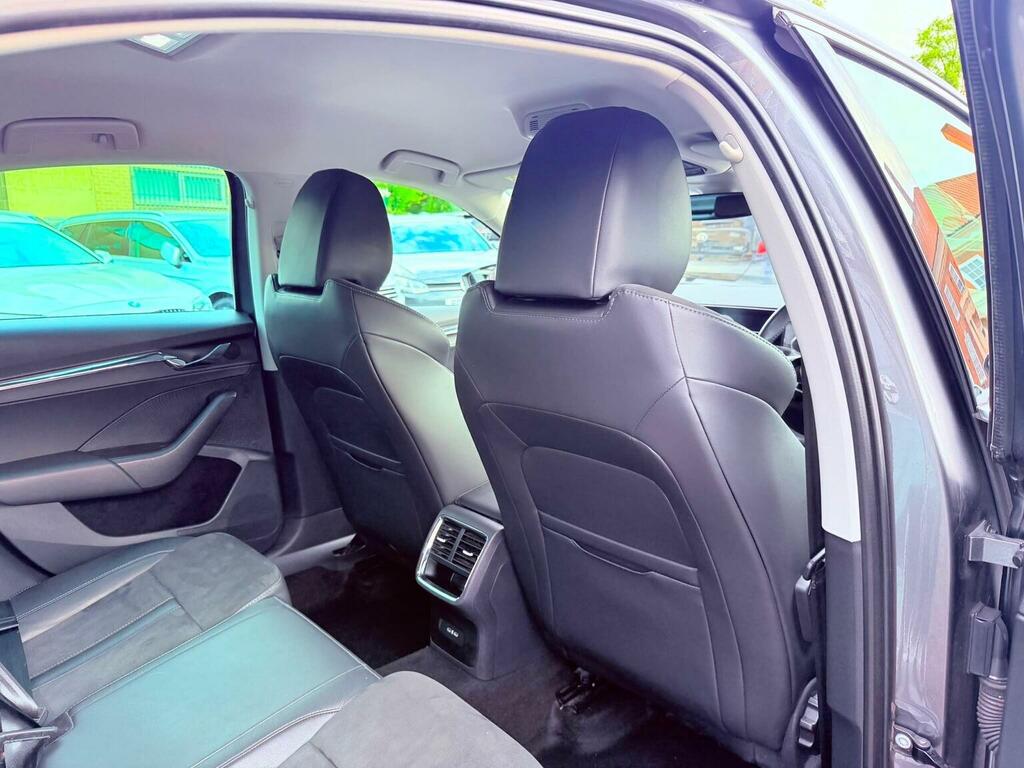 Skoda Octavia 1.0 Tsi E-tec Se Dsg Black #52