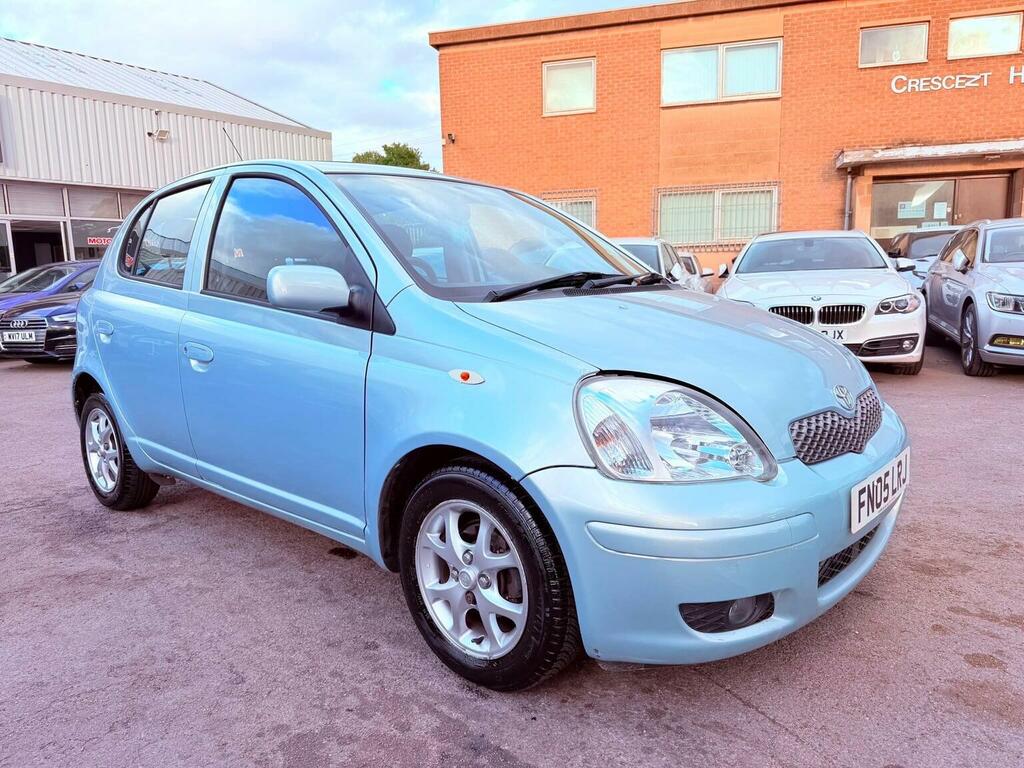Toyota Yaris 1.3 Vvt-i T Spirit Blue #2
