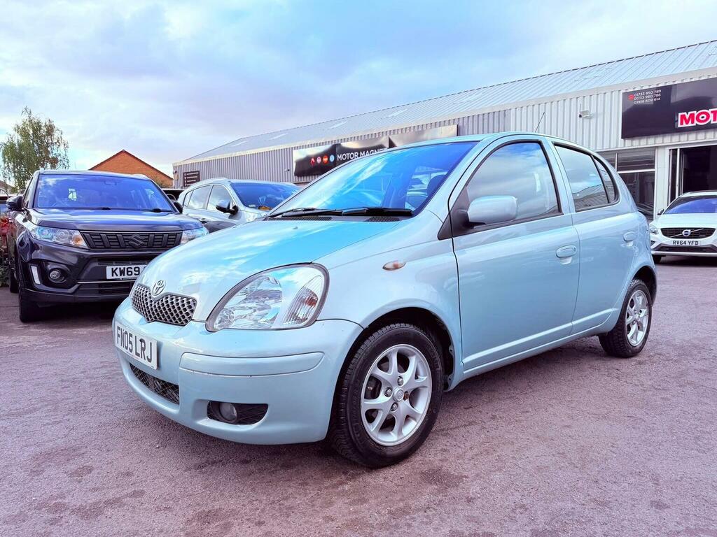 Toyota Yaris 1.3 Vvt-i T Spirit Blue