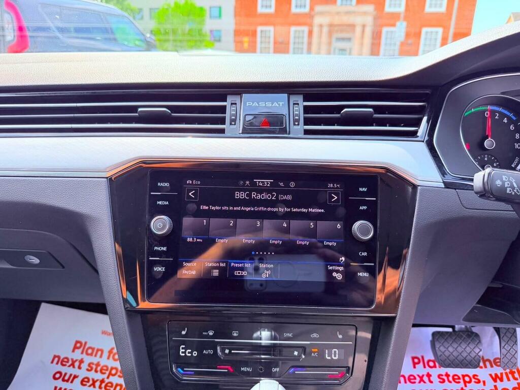 Volkswagen Passat R-line Grey #39