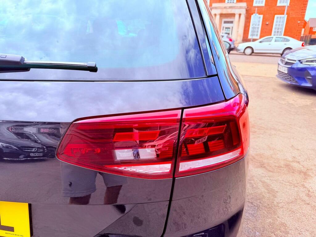 Volkswagen Passat R-line Grey #16
