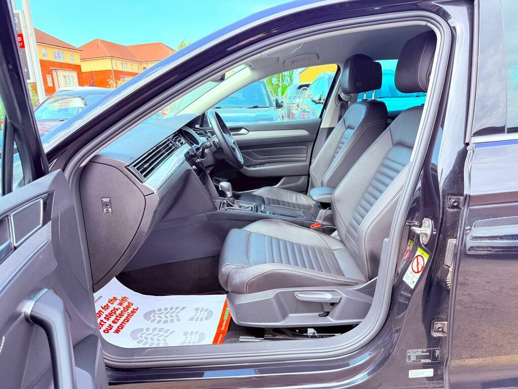 Volkswagen Passat R-line Grey #26