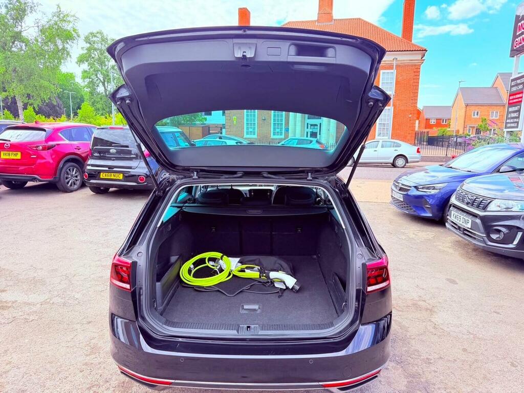 Volkswagen Passat R-line Grey #55
