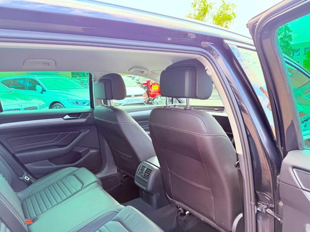 Volkswagen Passat R-line Grey #51