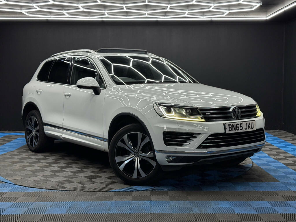 Volkswagen Touareg 3.0 Tdi V6 Bluemotion Tech R-line Tiptronic 4Wd Eu White