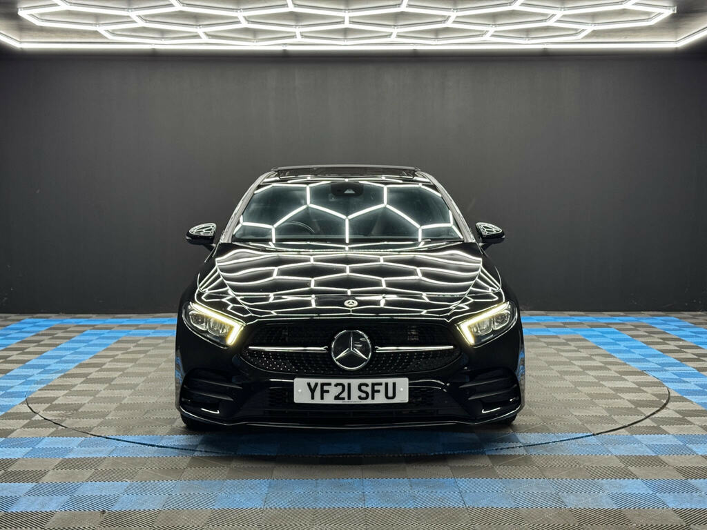 Mercedes-Benz A Class 2.0 A200d Exclusive Edition 8G-dct Euro 6 Ss Black #2