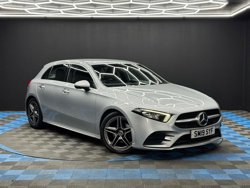 Mercedes-Benz A Class 1.5 A180d Amg Line Premium 7G-dct Euro 6 Ss 5 Silver